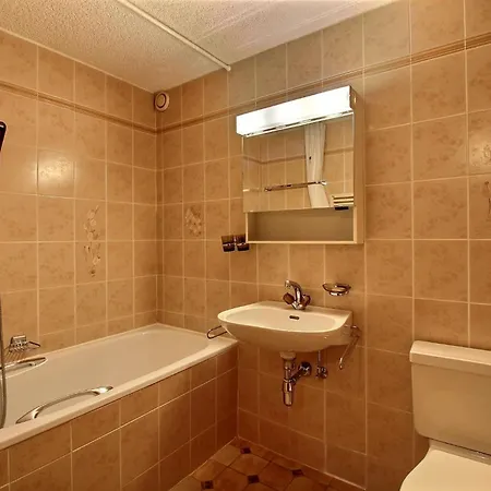 Madelia 218 Charming 2 Bedroom In With Mountain Views And Fireplace *